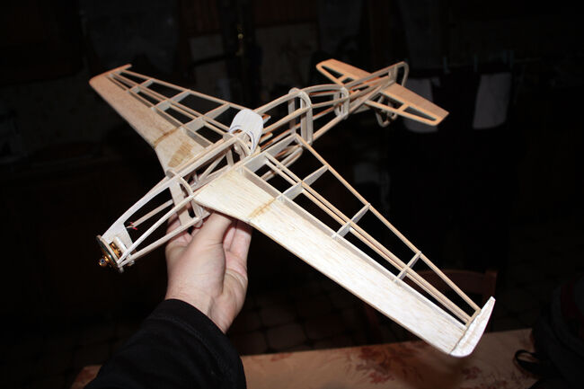 P-51 fuselage et aile assemblé